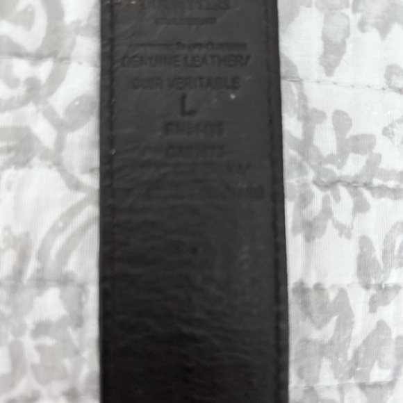 American Eagle Silver Buckle Brown Leather Belt with Decorative Design - Picture 3 of 3